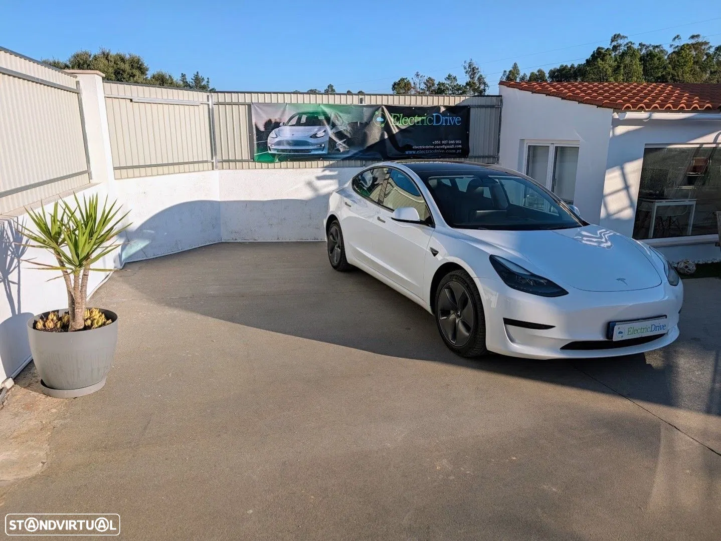 Tesla Model 3 Tração Traseira Premium — photo 1 of 11