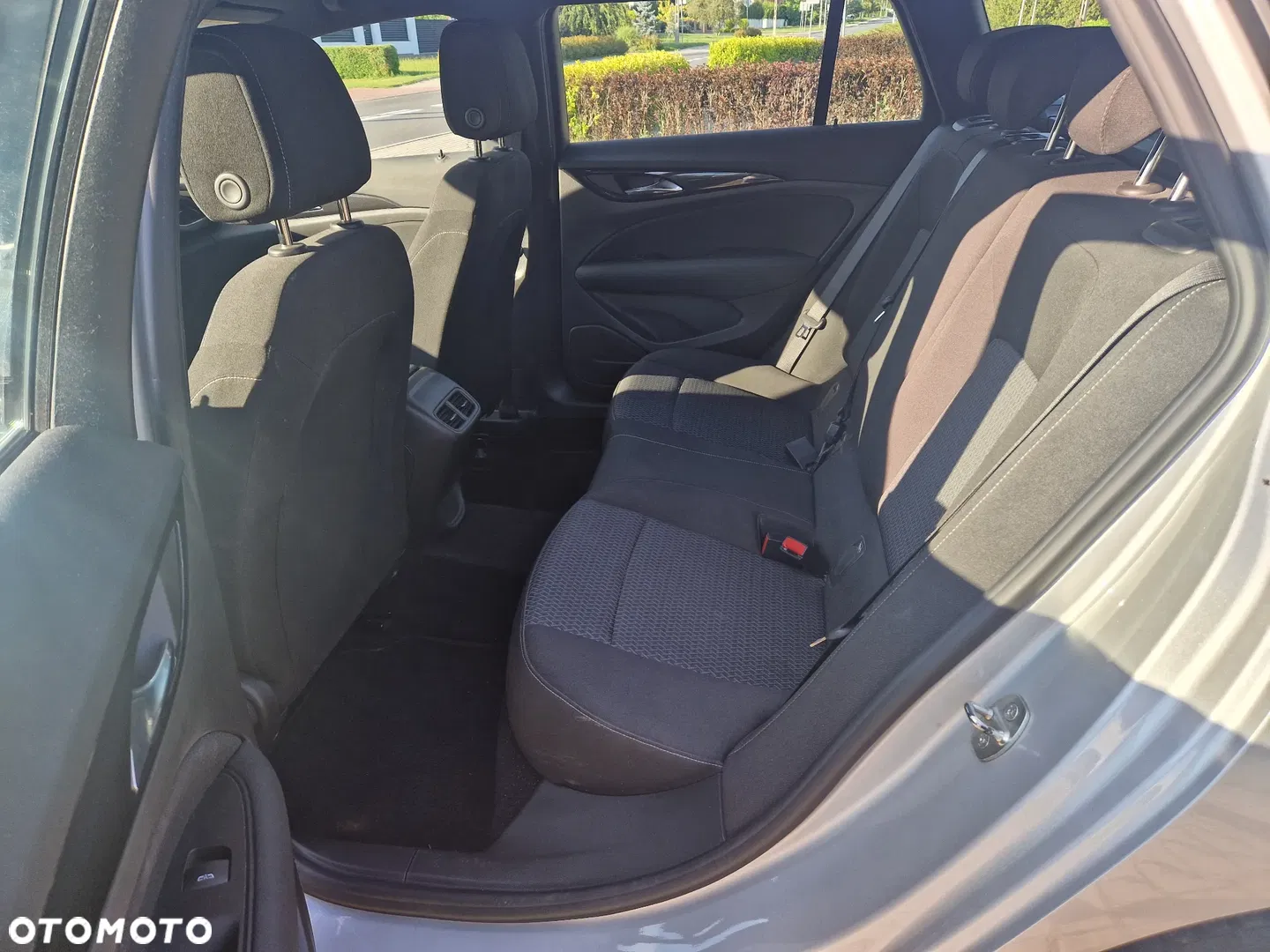 2022 Opel Insignia 2.0 CDTI Elegance S&S, photograph 11
