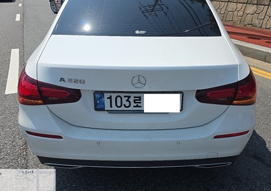2024 Mercedes-Benz A 220 Sedan, photograph 1
