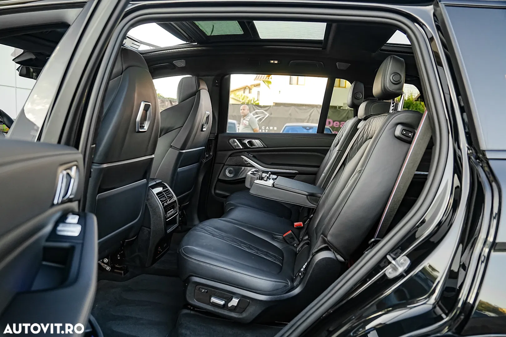 2024 BMW X7 M60i xDrive, photograph 9