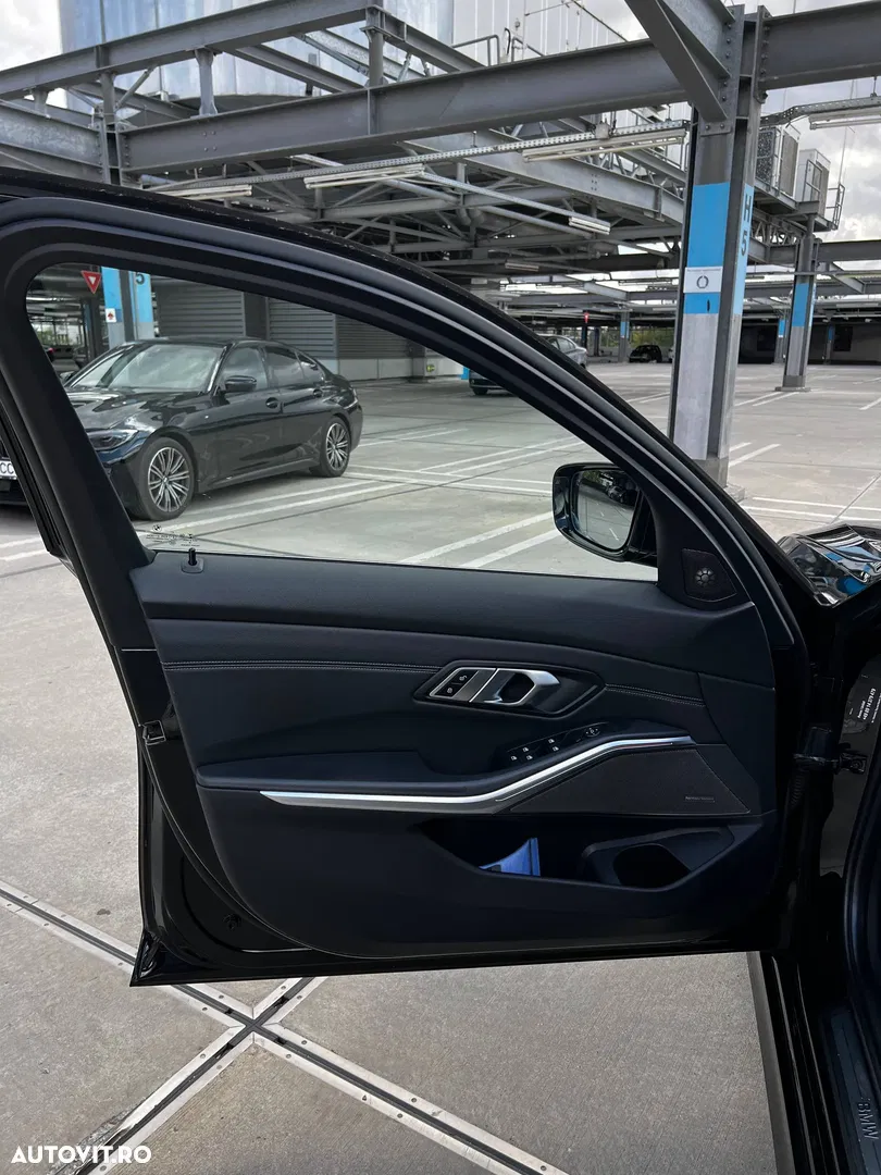 2019 BMW Seria 3 320d Luxury Line, photograph 7