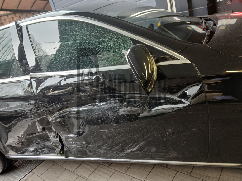 2017 Mercedes-Benz E220 d, photograph 3