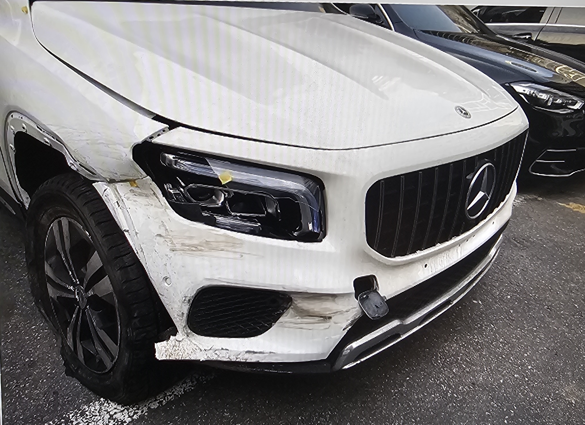 2021 Mercedes-Benz GLB220, photograph 5