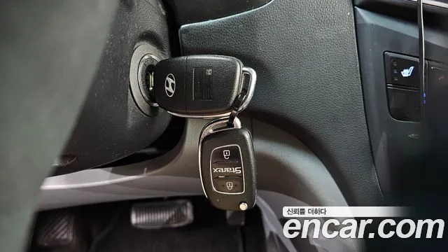 2019 Hyundai Starex Urban 9-Seater, photograph 8