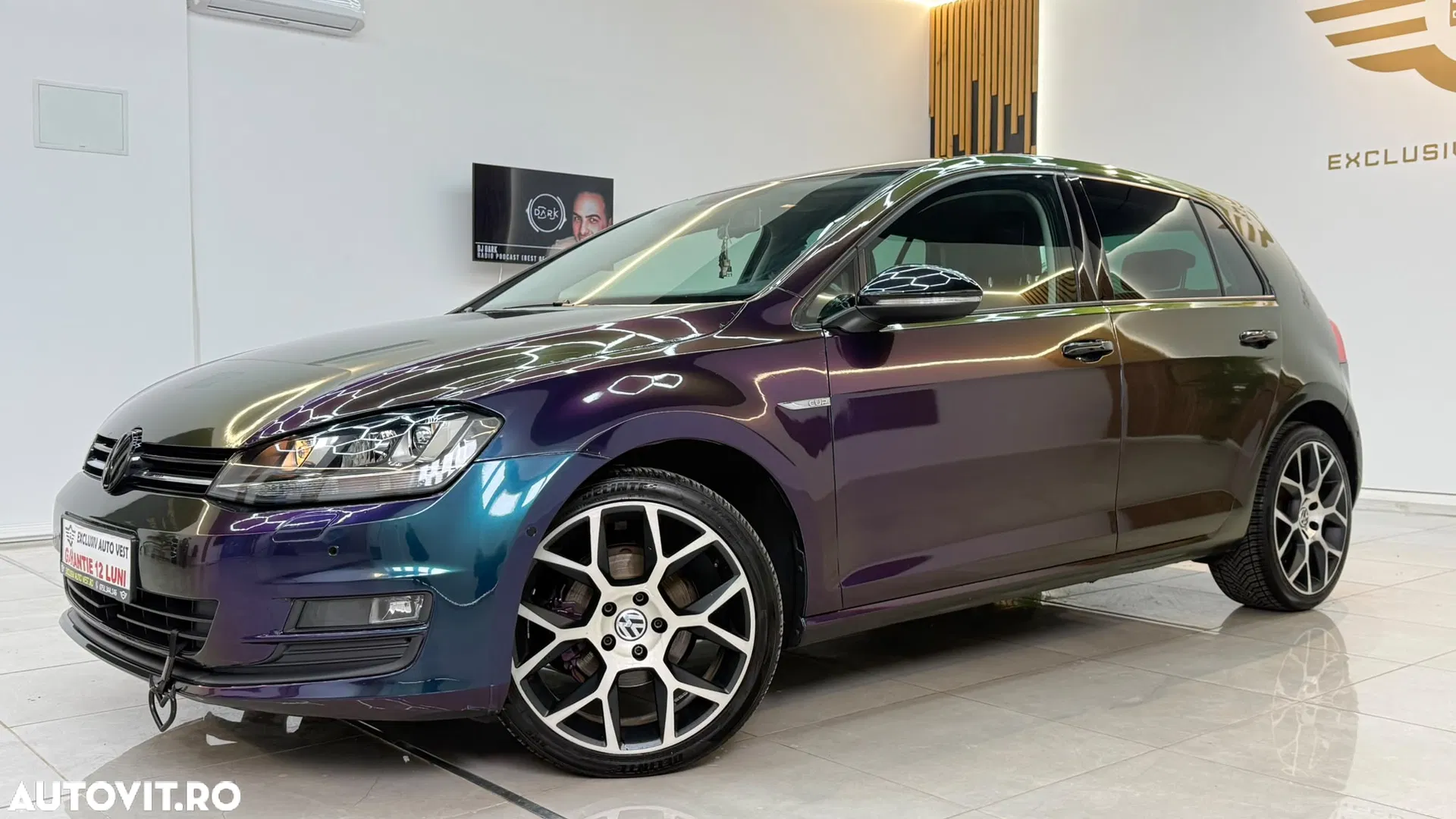 2014 Volkswagen Golf, photograph 11