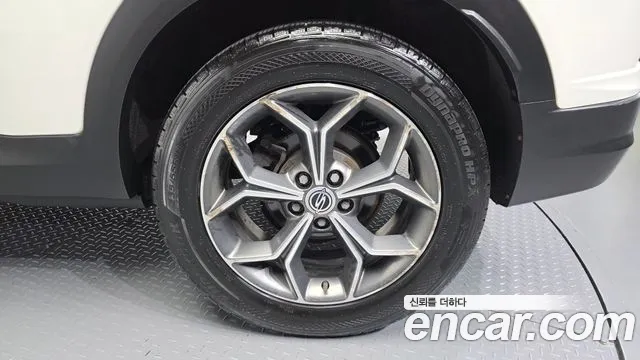 2022 KG_Mobility_Ssangyong KORANDO Gasoline 1.5 4WD C5, photograph 1