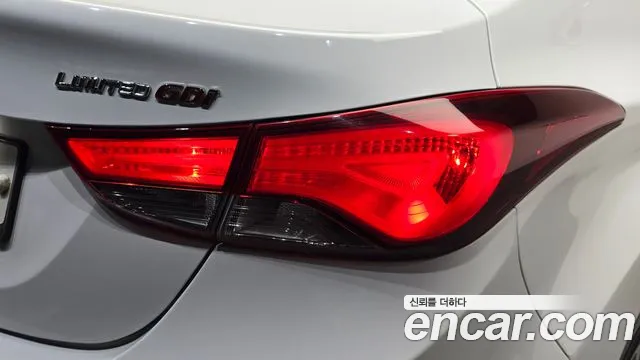 2013 Hyundai AVANTE 1.6 GDi Modern, photograph 4