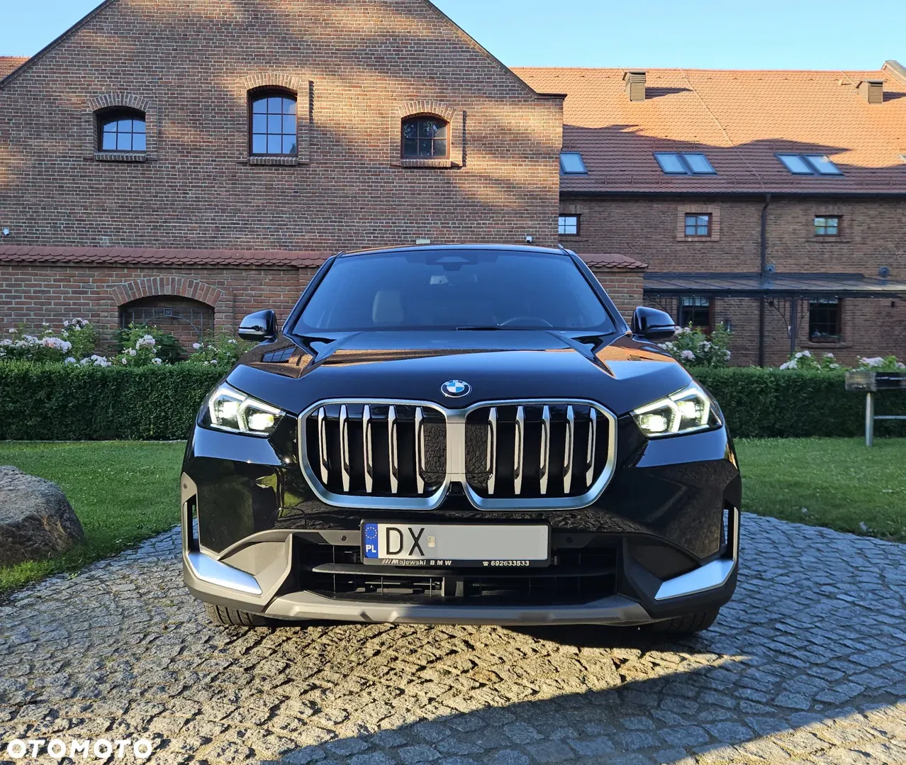 2025 BMW X1, photograph 2