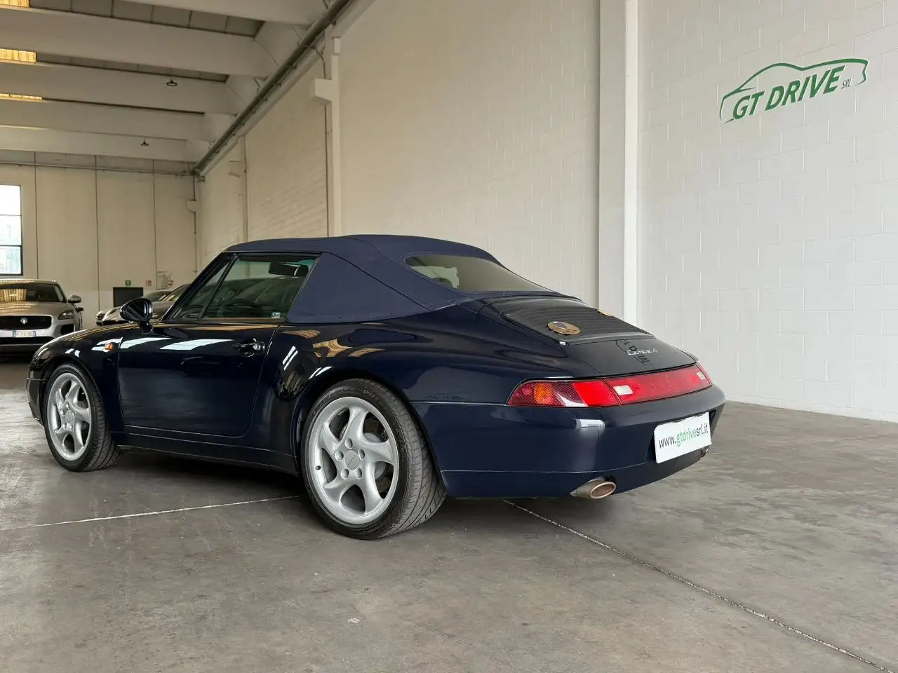 1995 Porsche 993 911 III Carrera 993 911 Cabrio 3.6 Carrera 4 *MERAVIGLIOSA*, photograph 2