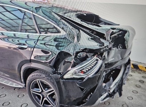 2021 Mercedes-Benz GLE400 d 4MATIC Coupe, photograph 4