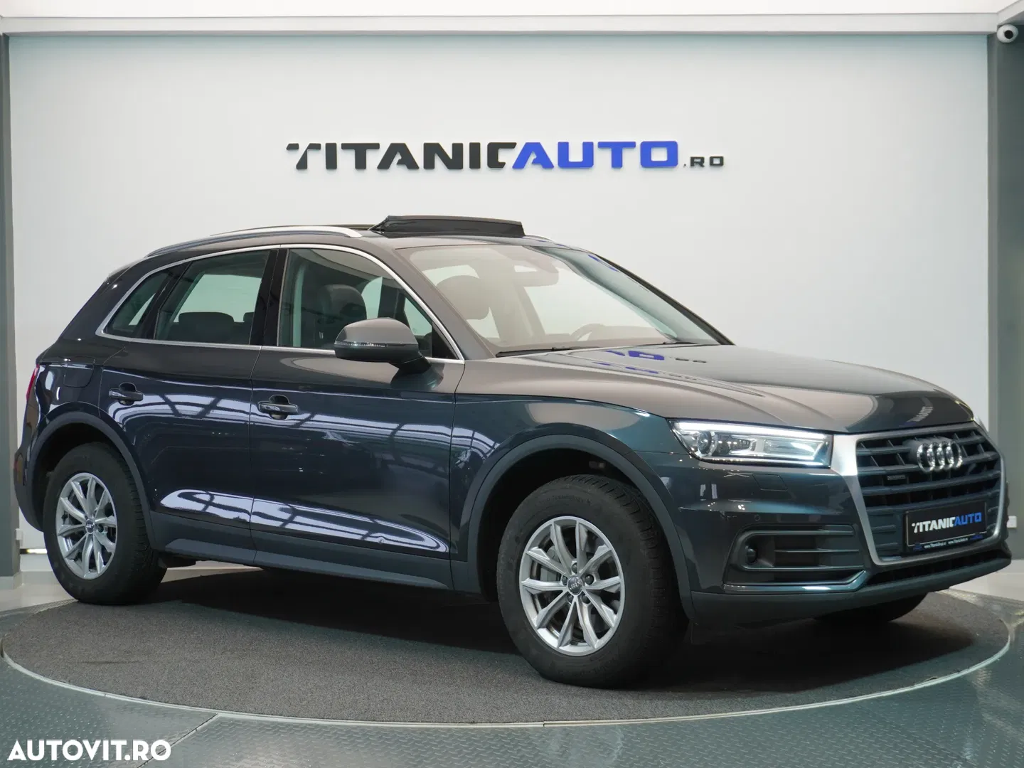 2017 Audi Q5 2.0 TDI Quattro S tronic Basic, photograph 2
