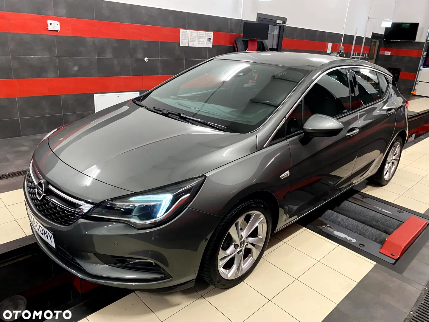 2017 Opel Astra 1.4 T Elite, photograph 7