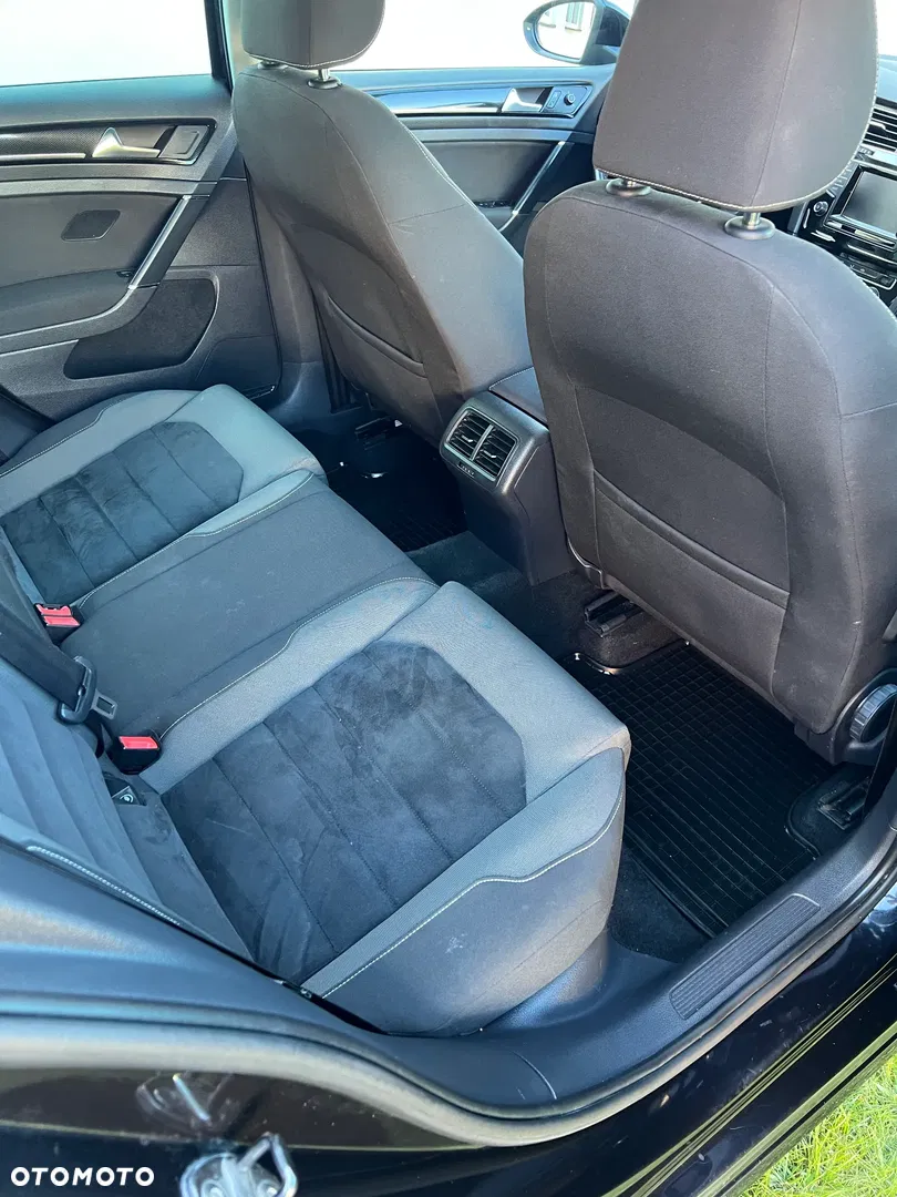 2012 Volkswagen Golf 1.6 TDI Highline, photograph 7