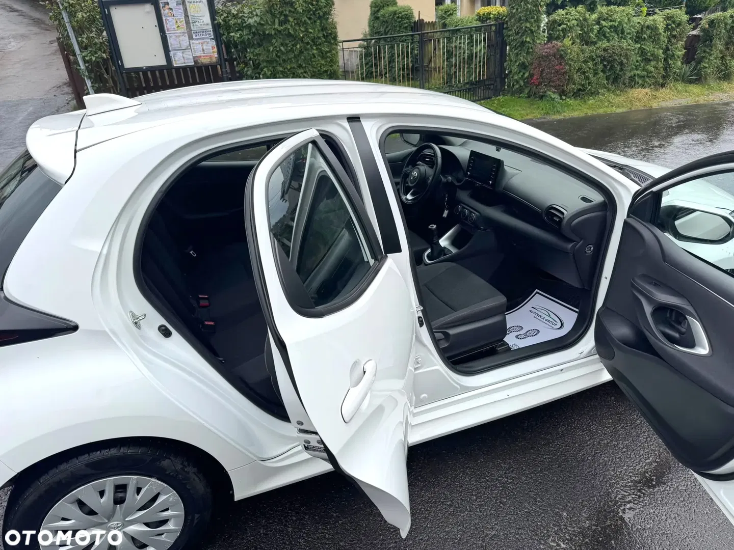 2023 Toyota Yaris 1.0 Active, photograph 11