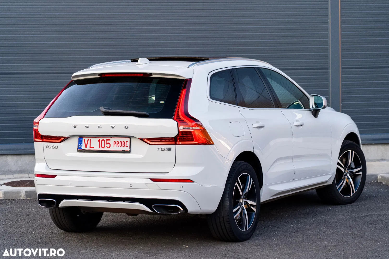 2018 Volvo XC 60 T8 Twin Engine AWD R-Design, photograph 4