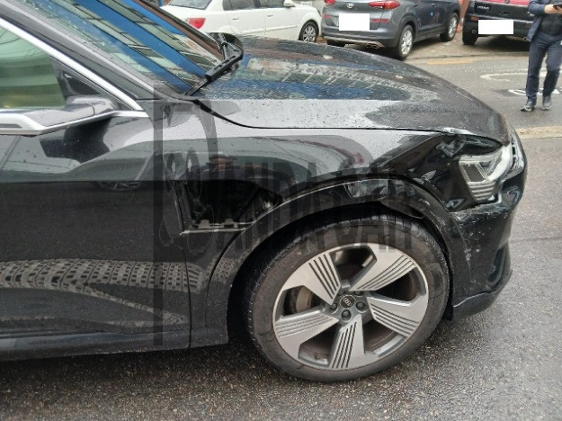 2023 Audi etron Sportback 55 quattro, photograph 2