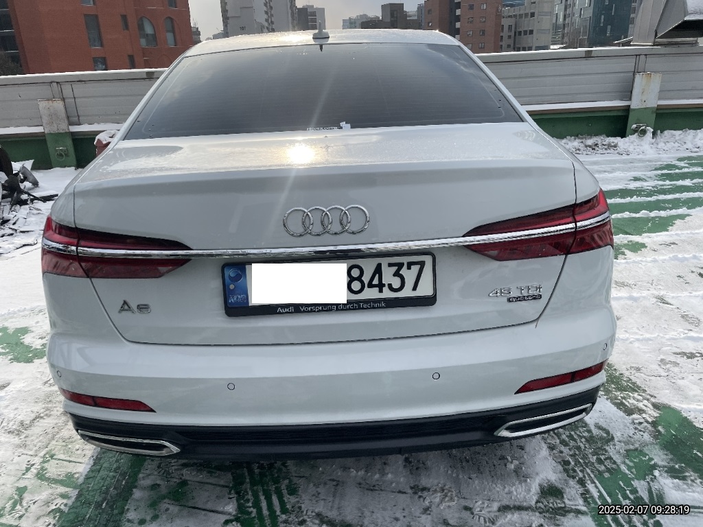 2021 Audi A6 45 TDI quattro, photograph 4