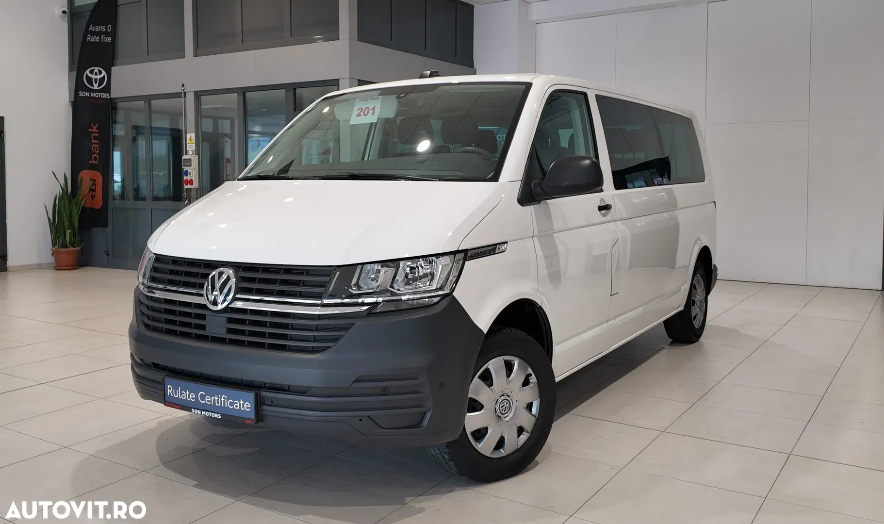 2022 Volkswagen Caravelle 2.0 TDI 81 kW LR Comfortline, photograph 3