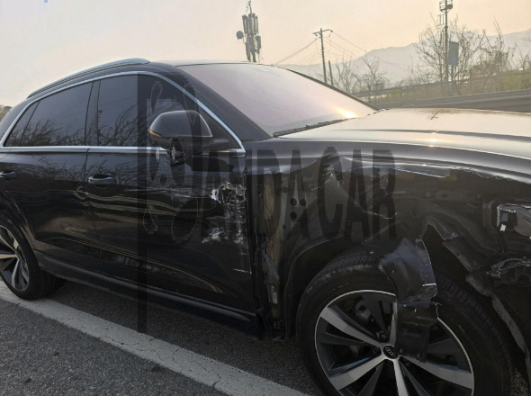 2022 Audi Q8 50 TDI quattro, photograph 5
