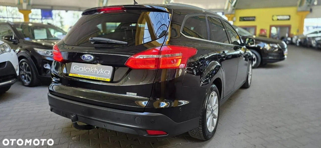 2016 Ford Focus, photograph 10