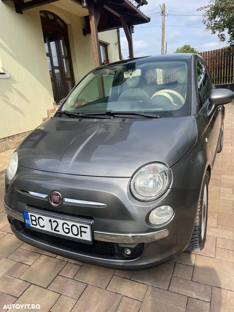 2014 Fiat 500 1.2 Lounge, photograph 2
