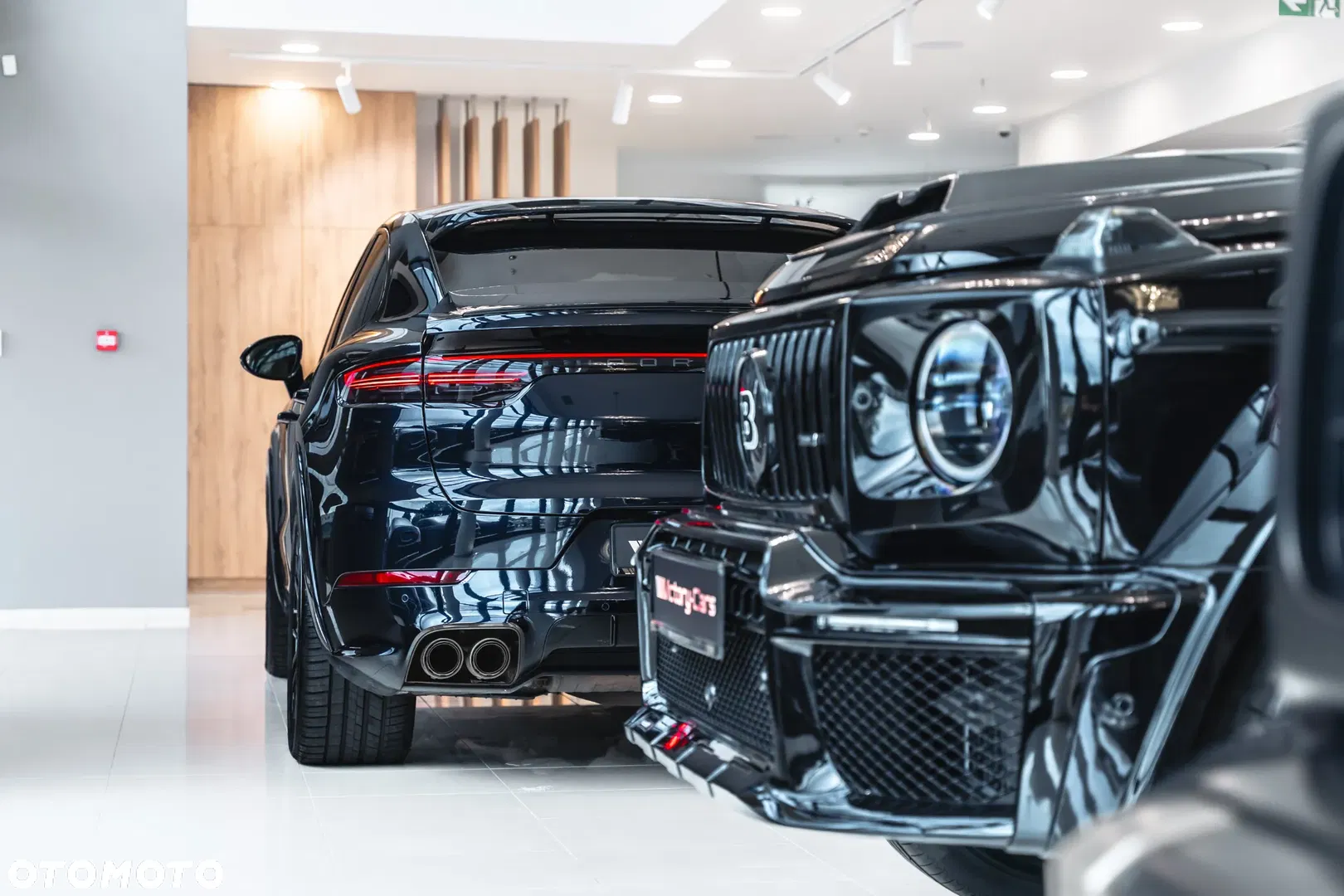 2021 Porsche Cayenne Platinum Edition, photograph 6