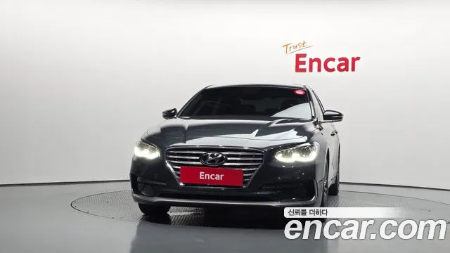 2017 Hyundai Grandeur Premium, photograph 4