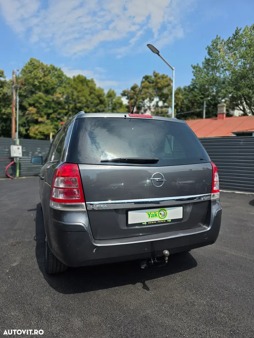 2010 Opel Zafira 1.7 CDTI Edition 111 Jahre, photograph 3