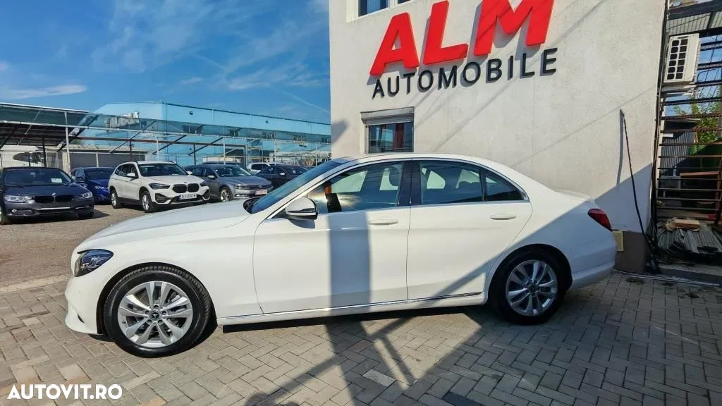2019 Mercedes-Benz C, photograph 7