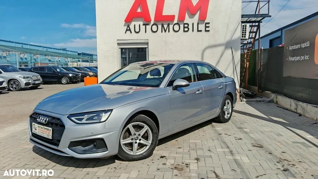 2021 Audi A4 Limuzina, photograph 2