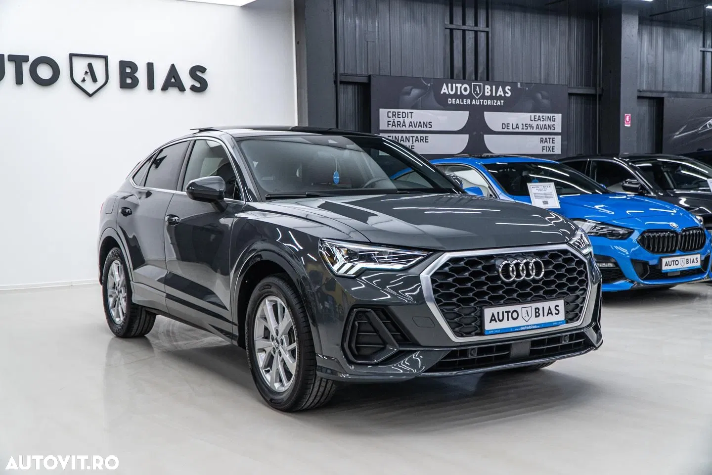 2020 Audi Q3 Sportback 35 TFSI S tronic, photograph 3