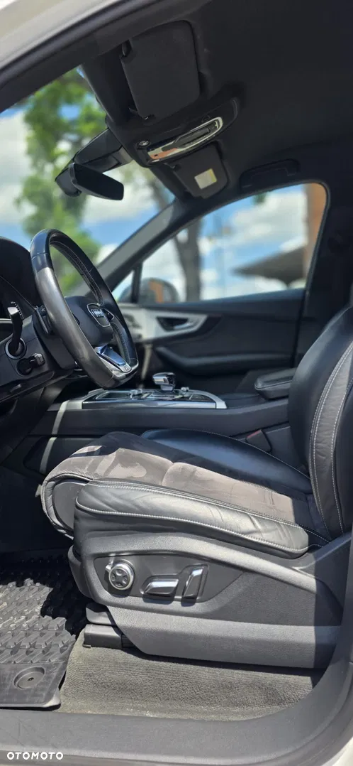 2018 Audi SQ7 4.0 TDI Quattro Tiptronic, photograph 11