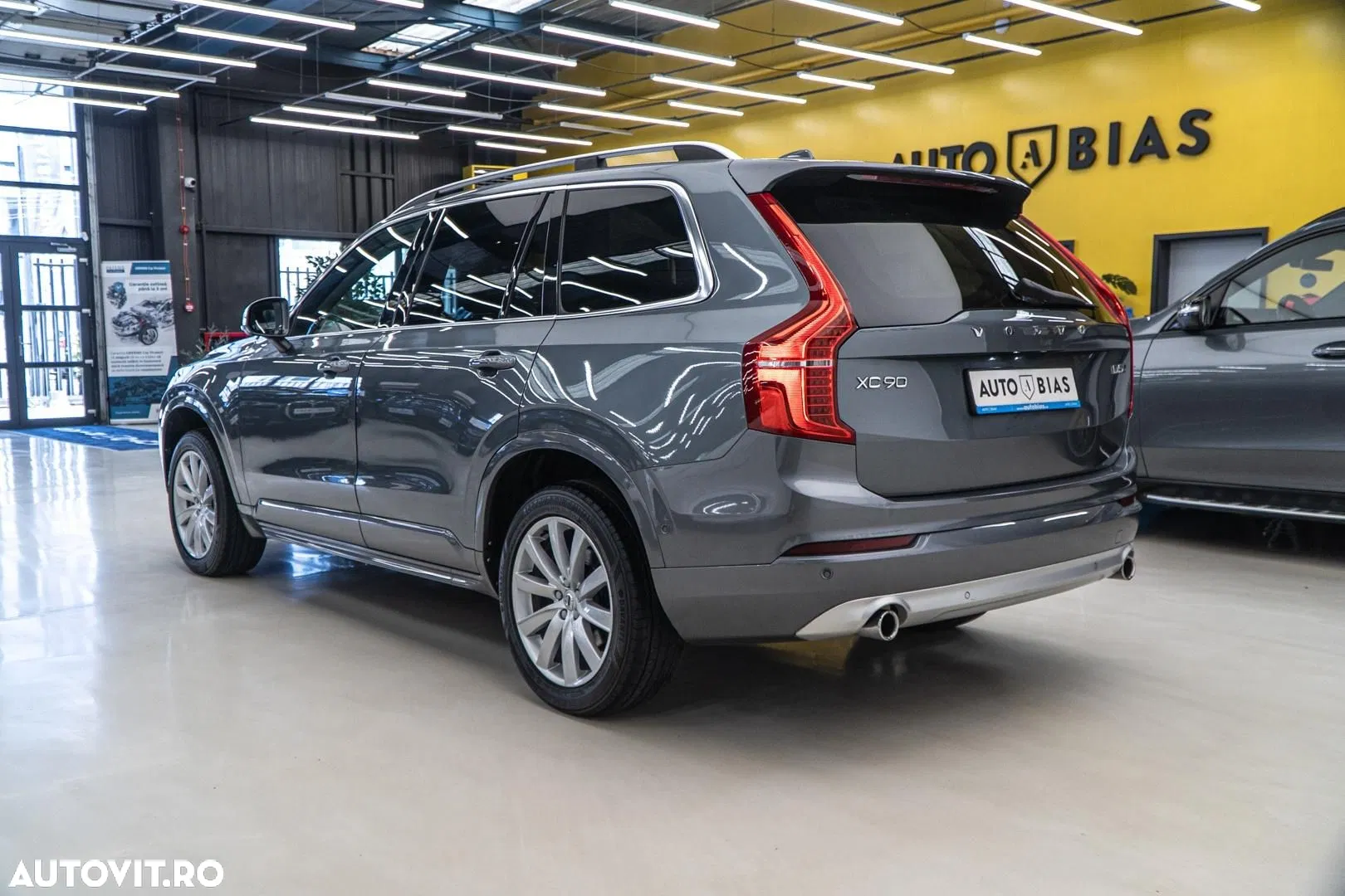 2018 Volvo XC 90 D5 AWD Momentum, photograph 5