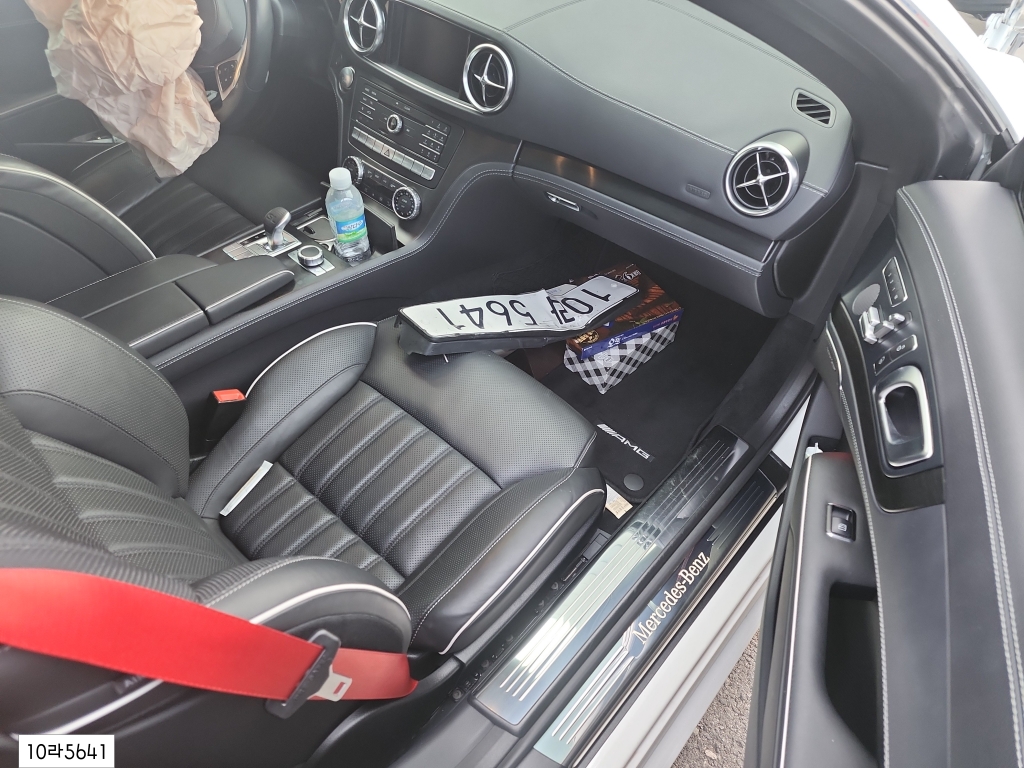 2018 Mercedes-Benz SL400, photograph 5
