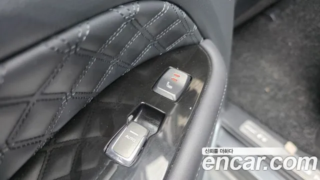 2021 KG_Mobility_Ssangyong Rexton Diesel 2.2 4WD, photograph 2
