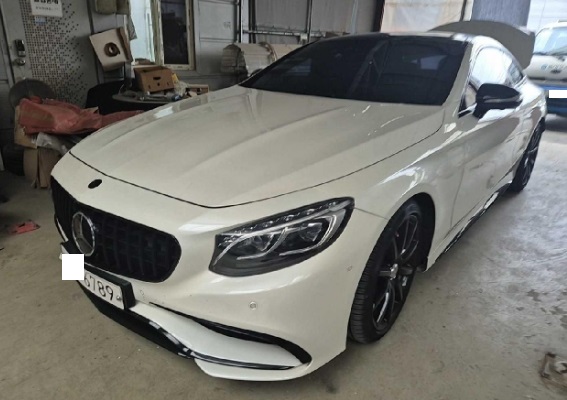 2017 Mercedes-Benz S400 4Matic Coupe, photograph 1