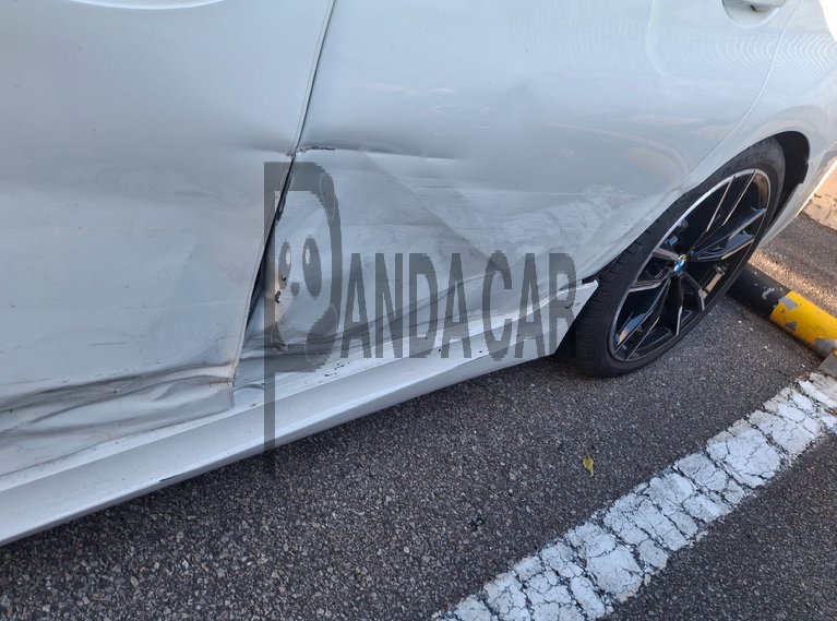 2025 BMW M340i, photograph 5