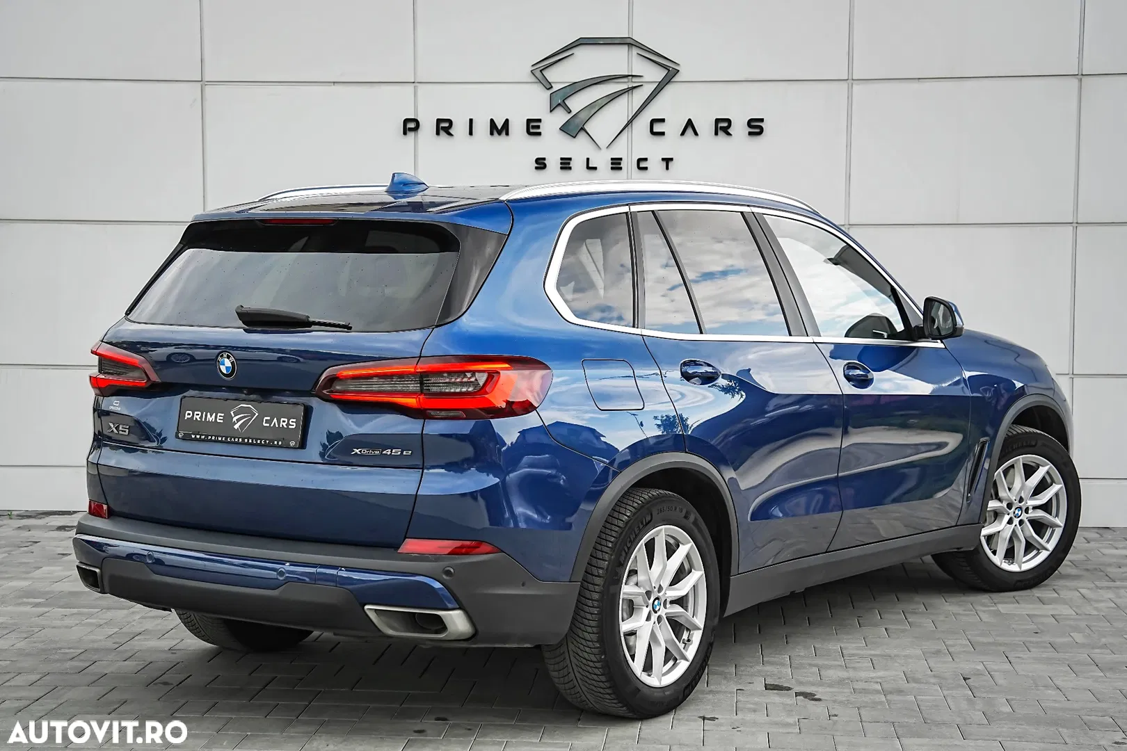 2021 BMW X5 xDrive45e, photograph 3