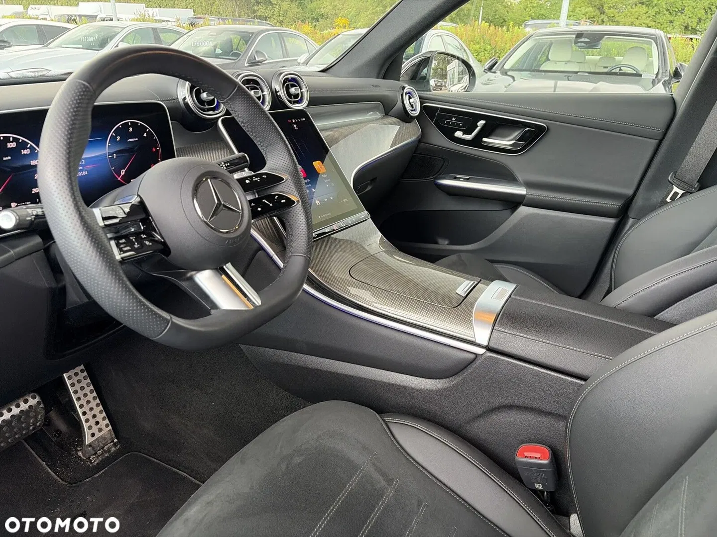 2025 Mercedes-Benz GLC 300 d mHEV 4-Matic AMG Line, photograph 9