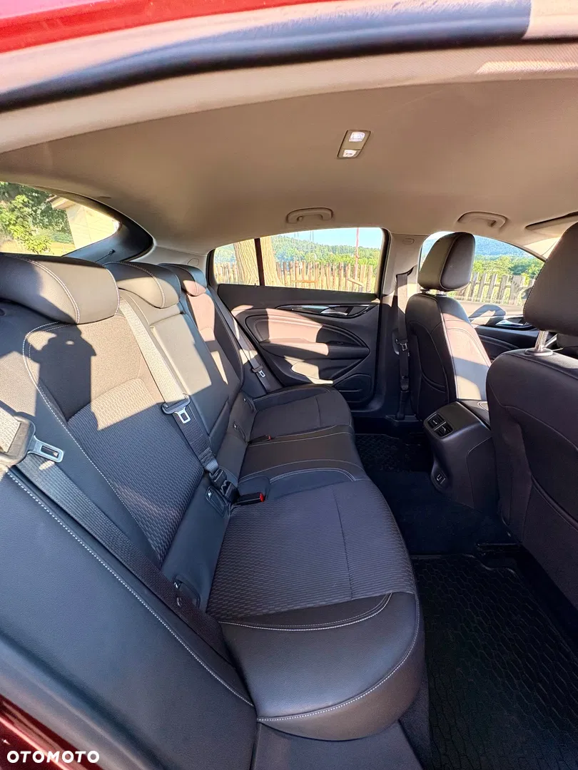 2018 Opel Insignia 1.5 T Innovation S&S, photograph 12