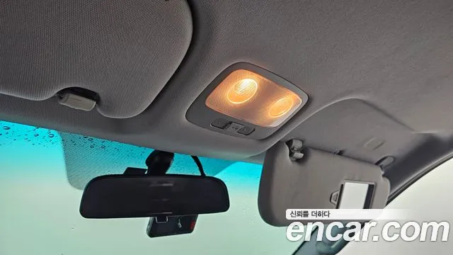 2019 Hyundai Starex Urban 9-Seater, photograph 10