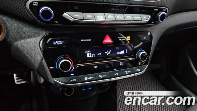 2016 Hyundai Ioniq Q, photograph 7