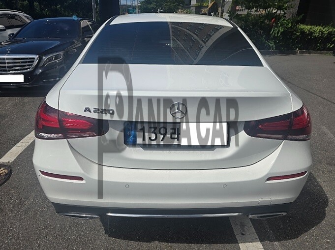 2022 Mercedes-Benz A220 Sedan, photograph 2