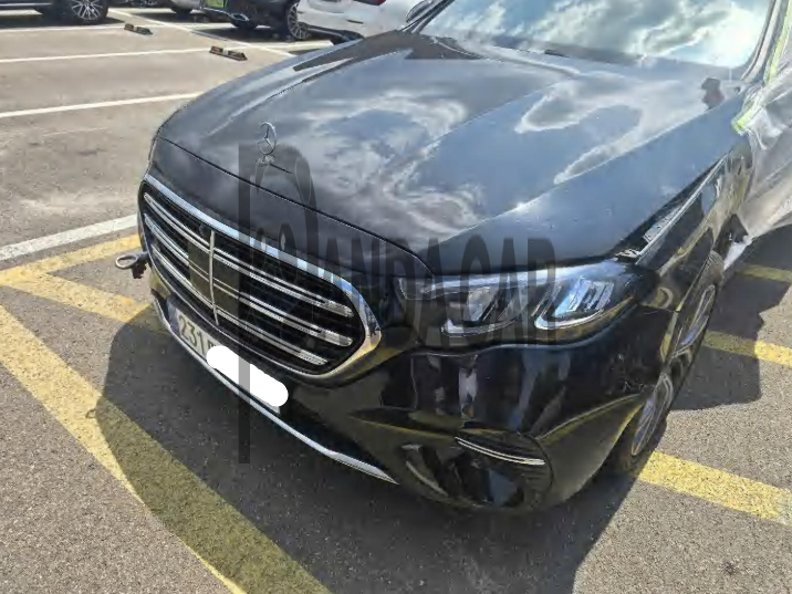 2024 Mercedes-Benz E 220 d 4MATIC, photograph 2