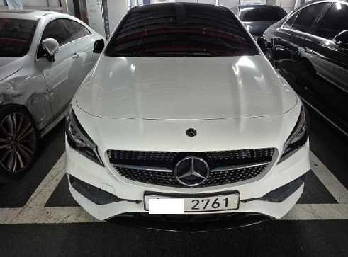 2018 Mercedes-Benz CLA250 4MATIC, photograph 1