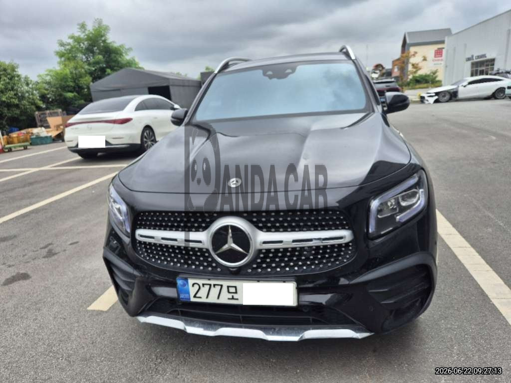 2022 Mercedes-Benz GLB250 4MATIC, photograph 1