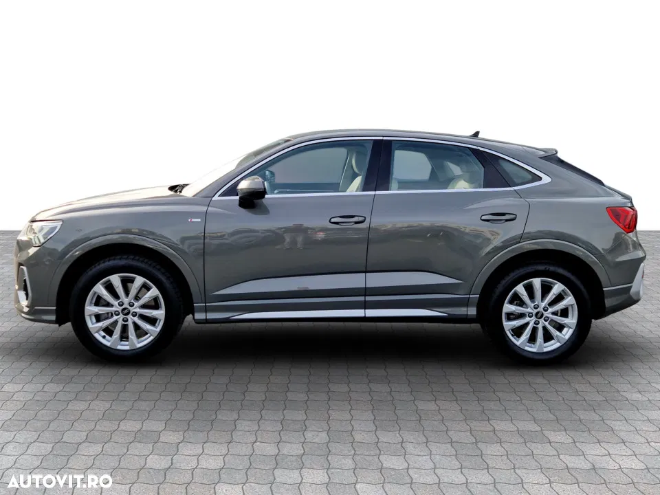 2024 Audi Q3, photograph 2