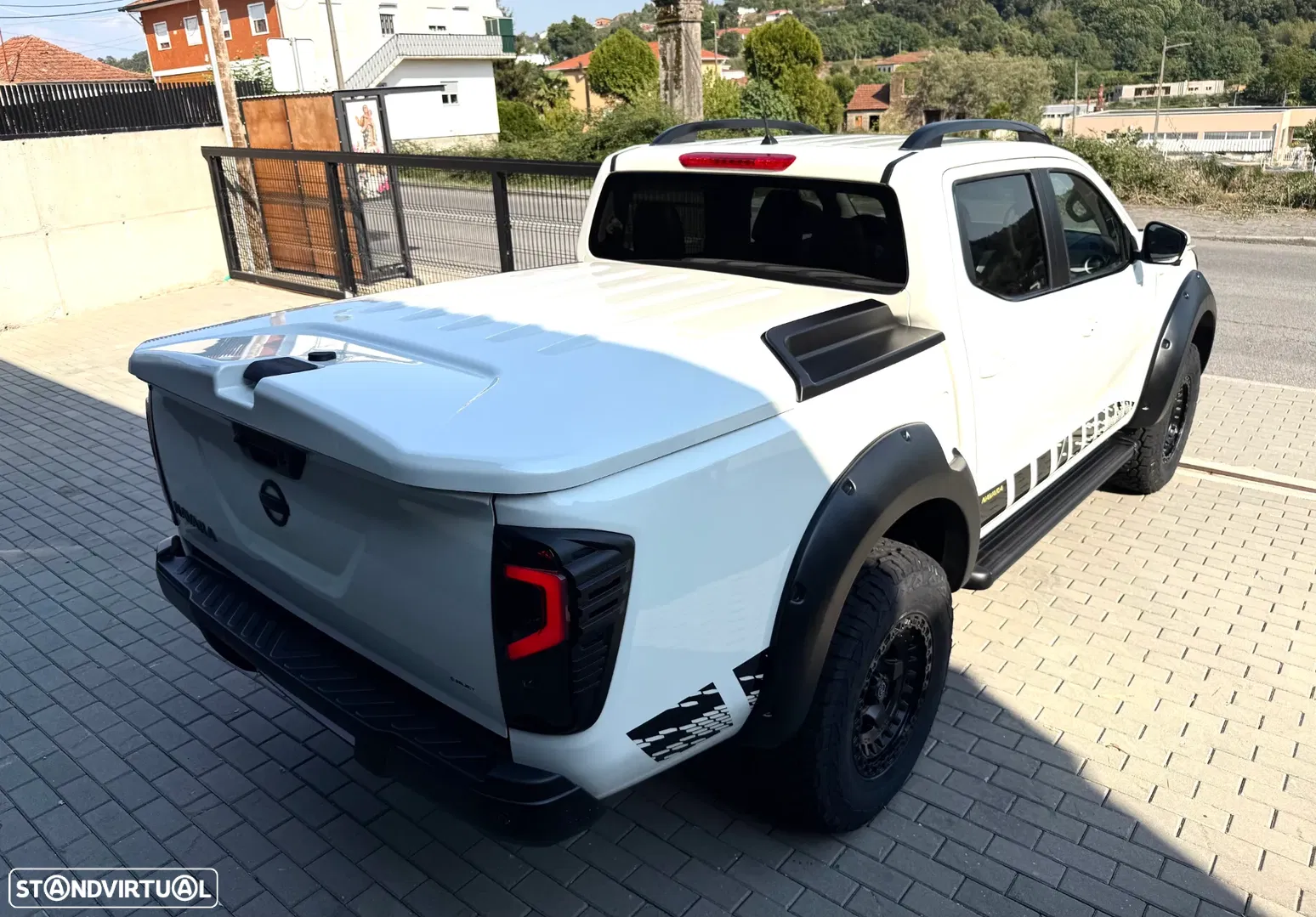 2018 Nissan Navara 2.3 dCi CD 4WD N-Guard Auto, photograph 6