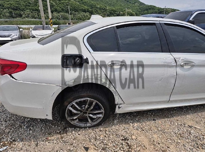 2018 BMW 530i xDrive, photograph 4