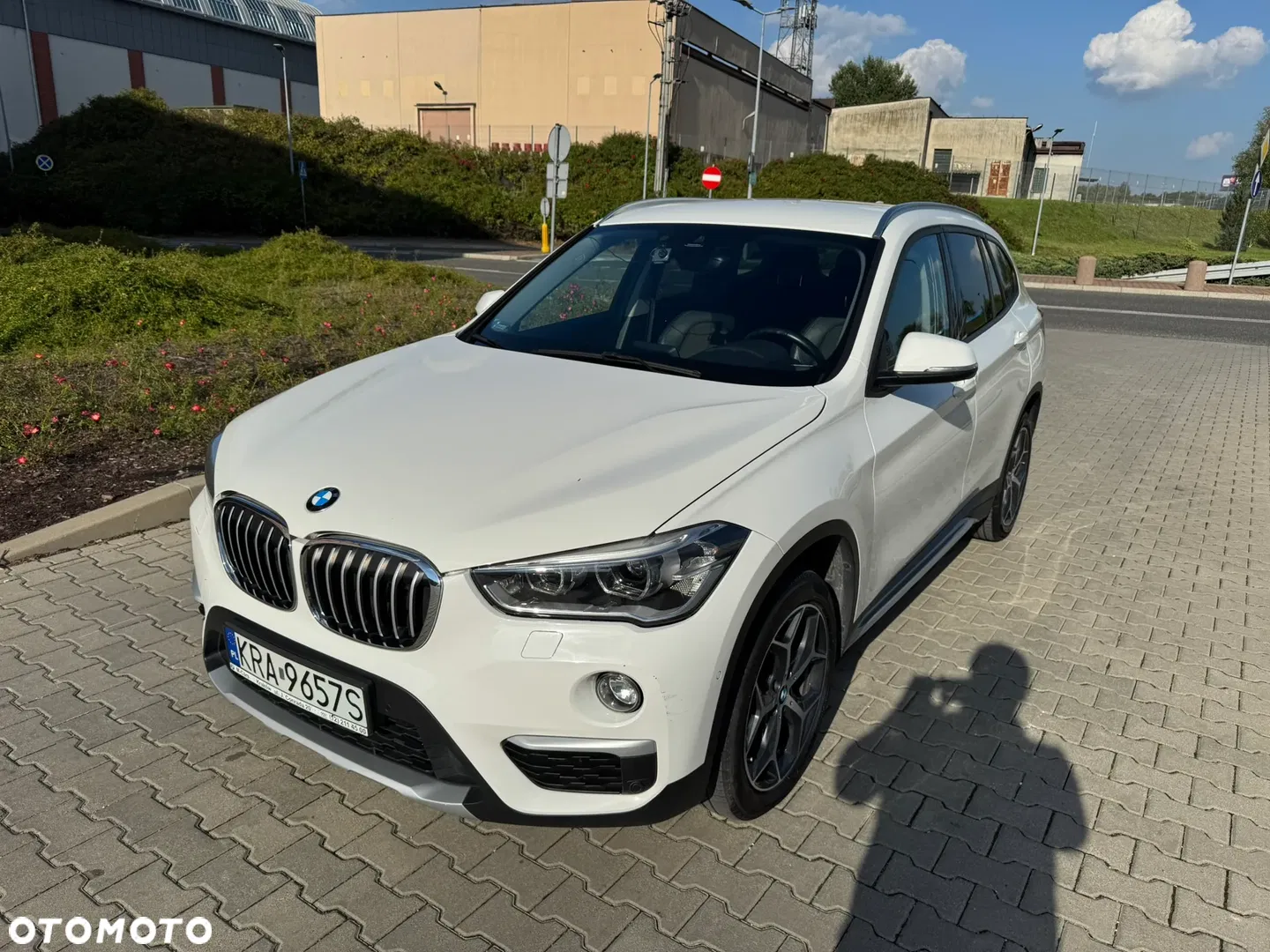 2017 BMW X1 xDrive20i xLine, photograph 2